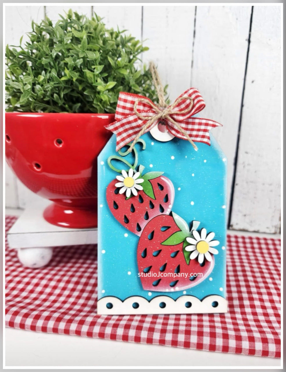 Strawberry Tag