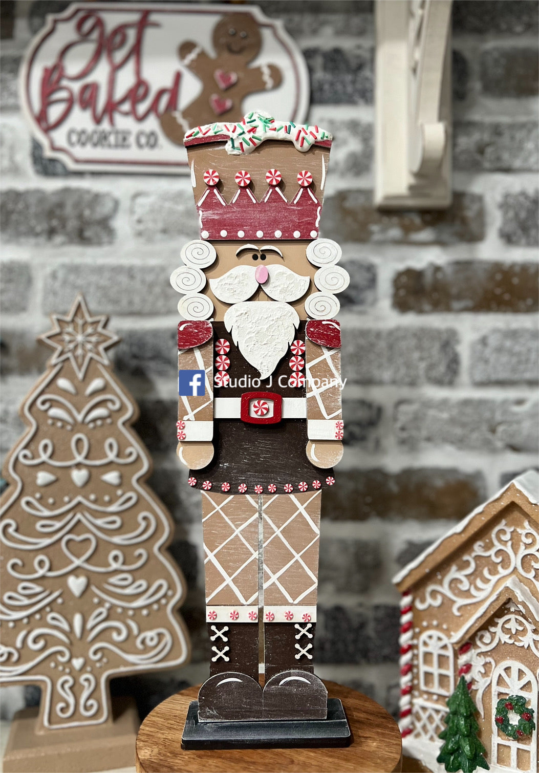 Nutcracker on Stand - DIY Craft Kit