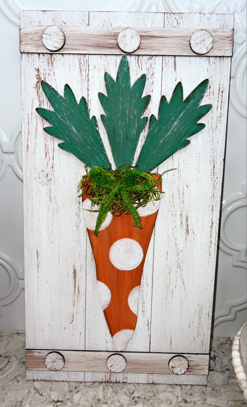 Farmhouse Faux Shiplap Carrot Sign - DIY Kit