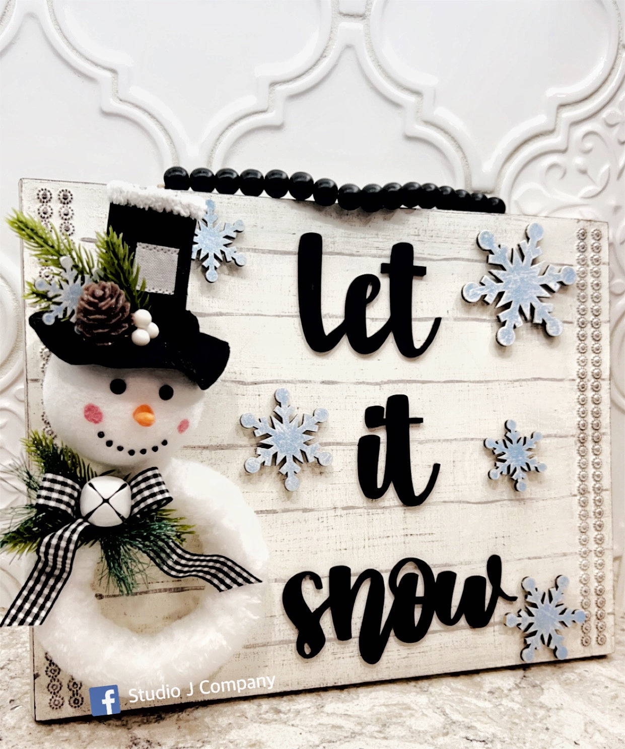 Embellish your project - laser cuts: let it snow and 6 assorted snowflakes