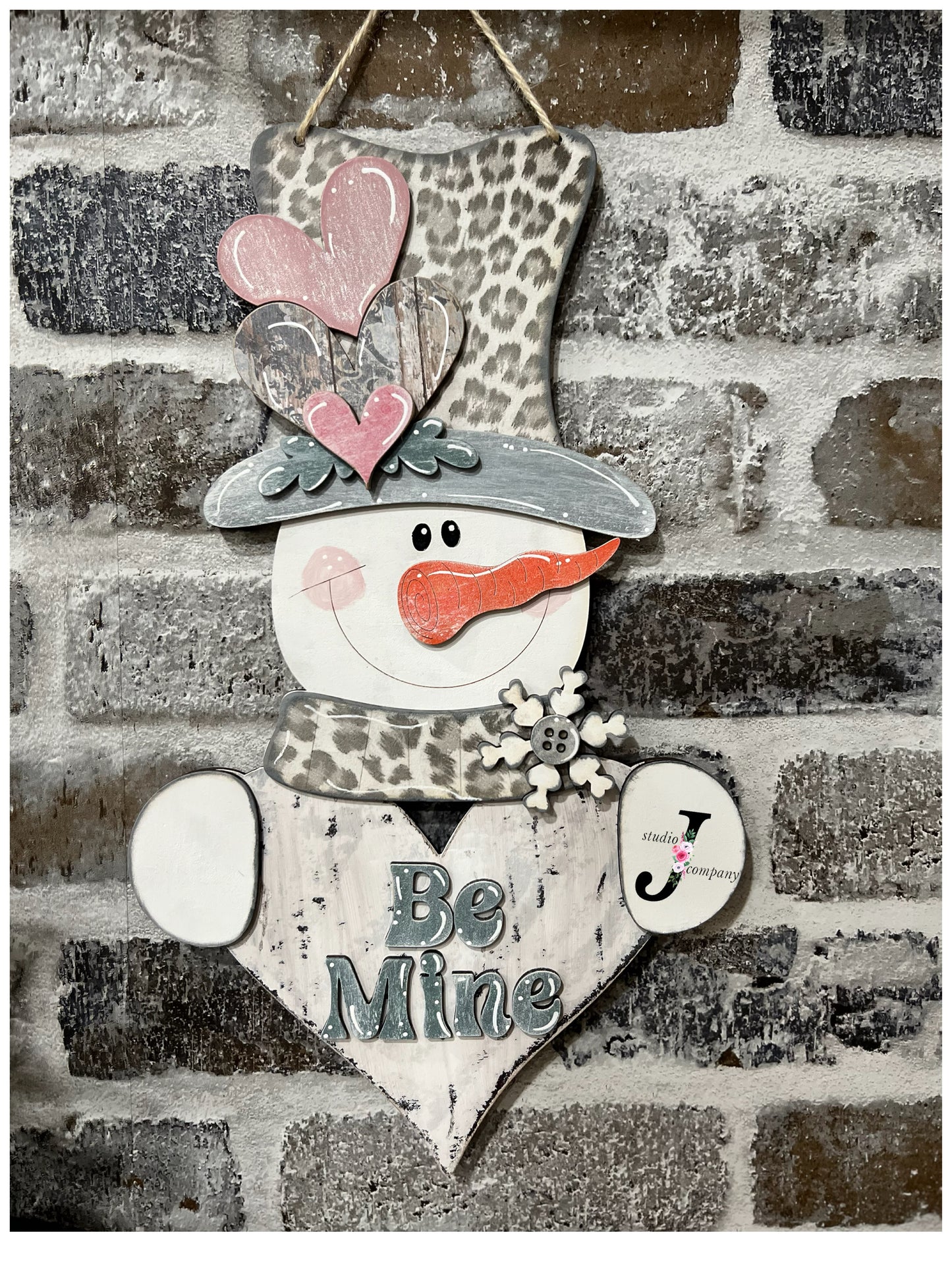 January 2026 Paint Party LIVE - Snowman Love Door Hanger