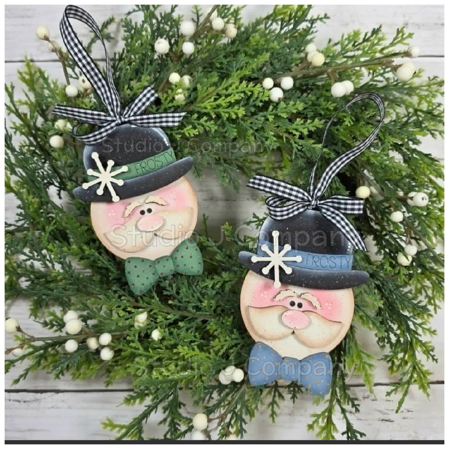 Classic Frosty Ornament