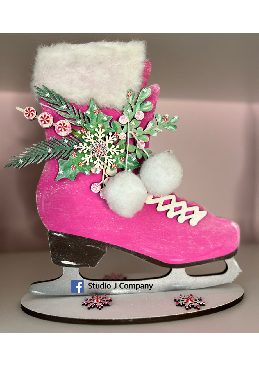 DIY Layered Jumbo Ice Skate on Stand