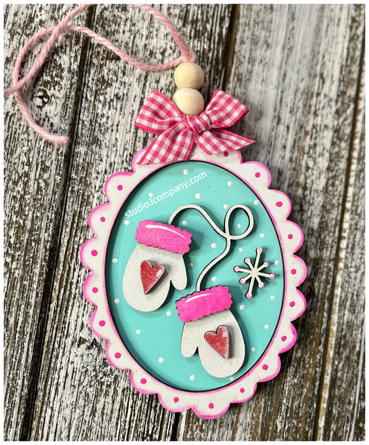 Oval Scalloped Mittens Ornament