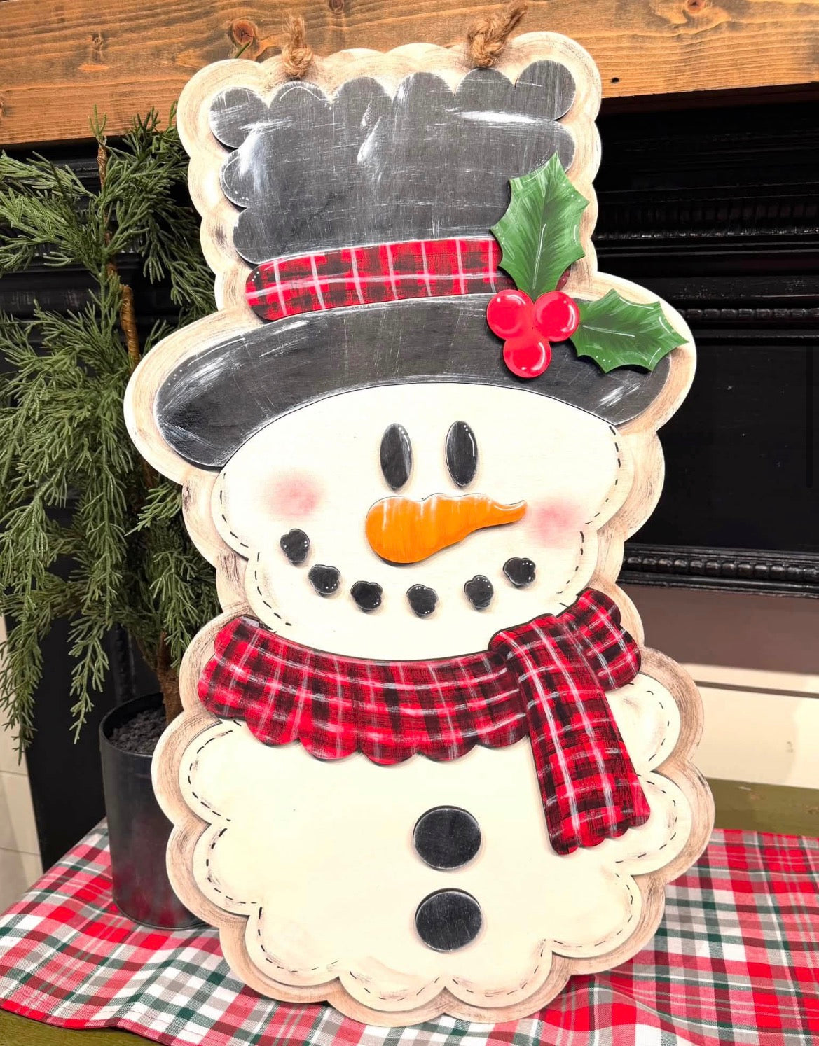 Scalloped Snowman Door Hanger - 2 sizes to choose from