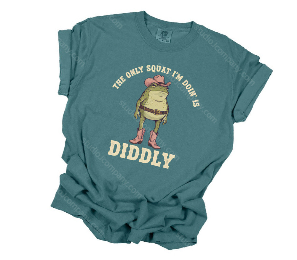 Diddly Squat Tee - Comfort Colors