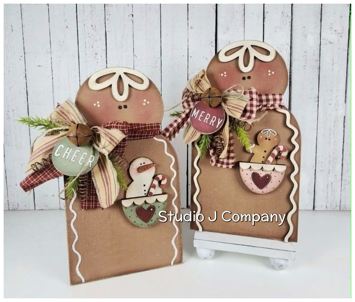Gingerbread with Pocket Buddy - Shelf sitter